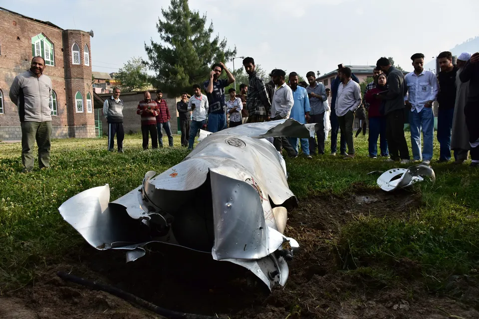 Pejabat India Sebut Kendala Politik Sebabkan Hilangnya Jet Tempur